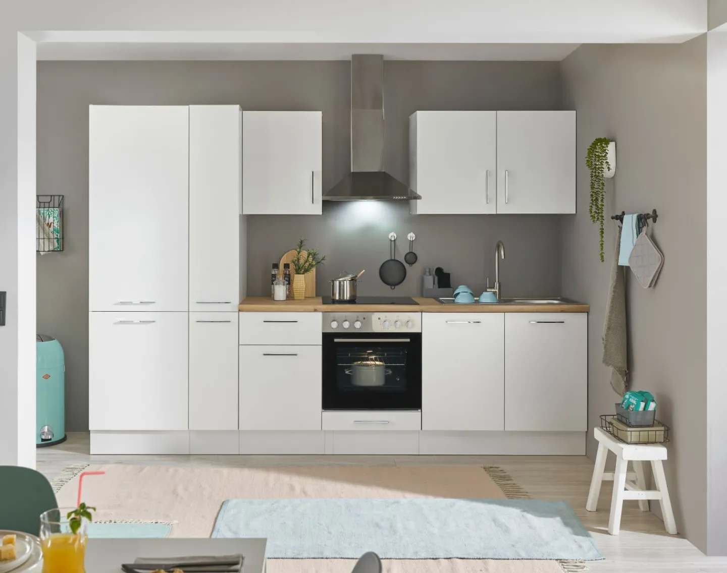 Bega BBK Küchenblock mit E-Geräten CORNWALL (Zeile-Kühlschrank-Apotheker) I* Küchenzeilen Mit Geräten