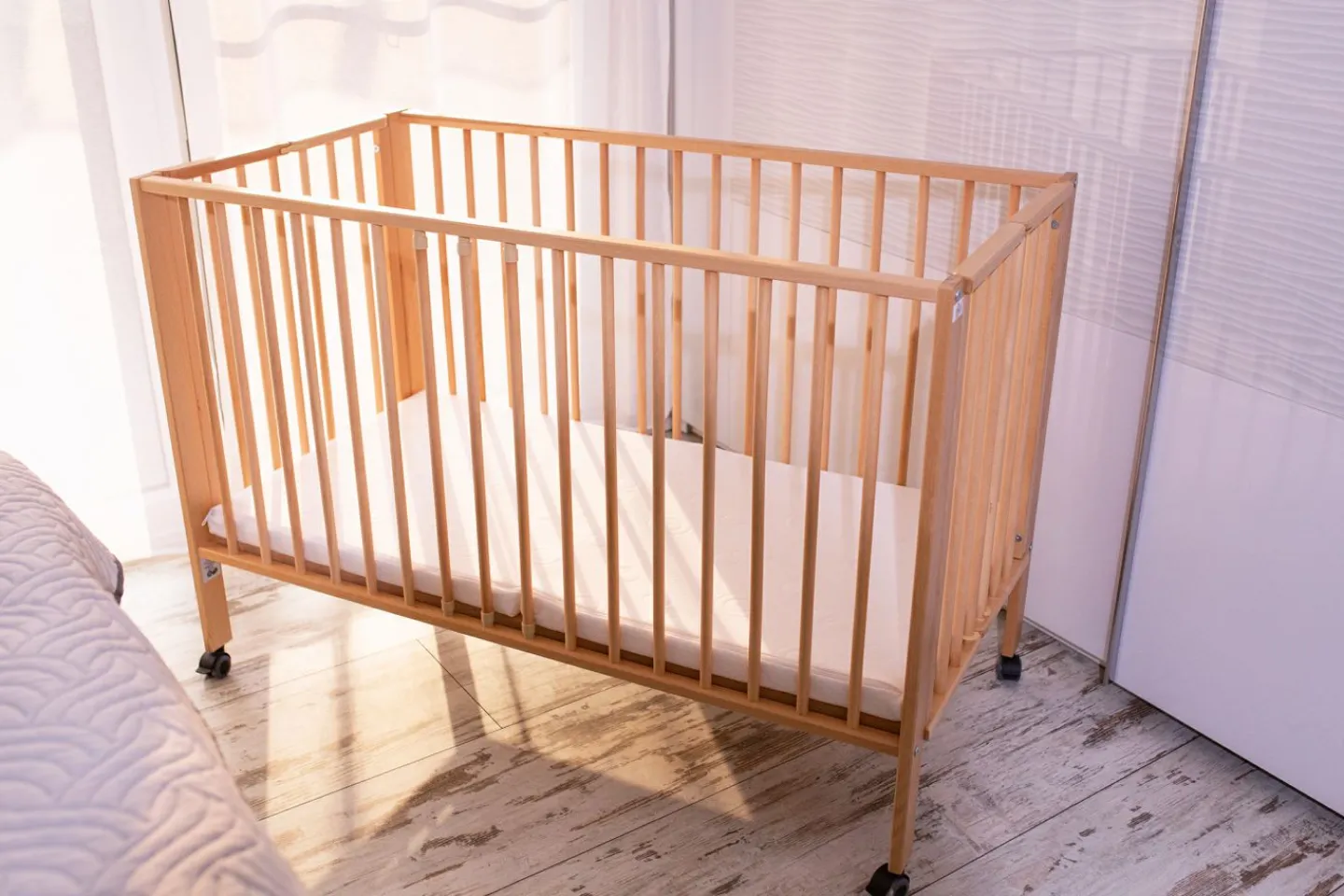 Tissi Kinderbett / Reisebett JORI* Massivholzbetten|Babybetten