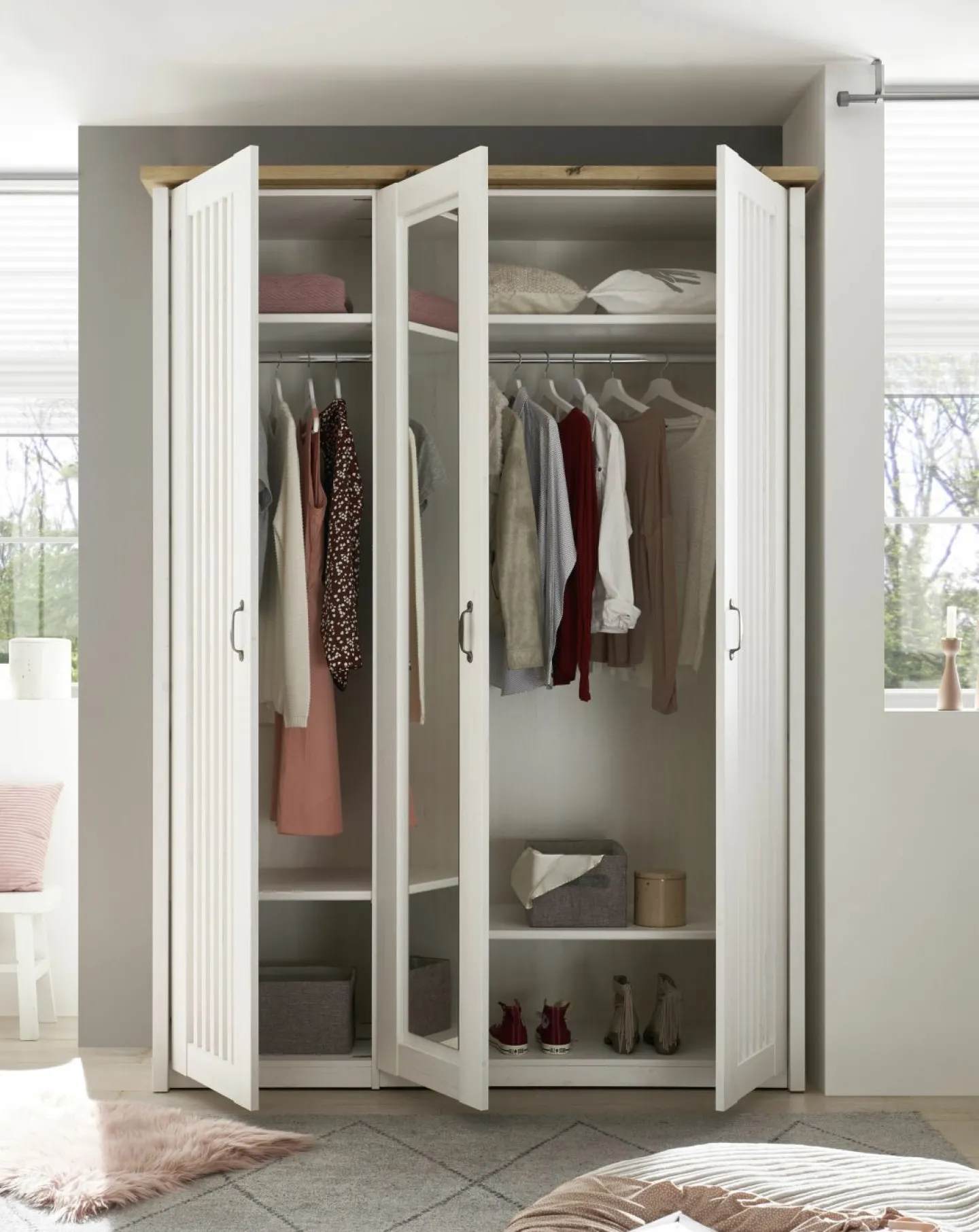 SchlafKONTOR Kleiderschrank TRIENT* Kleiderschränke