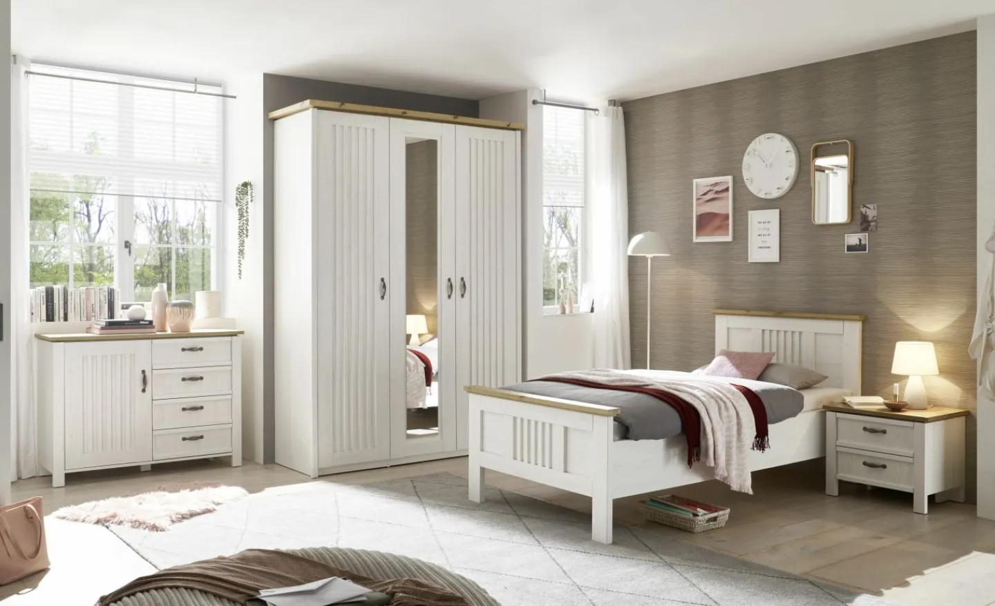SchlafKONTOR Kleiderschrank TRIENT* Kleiderschränke