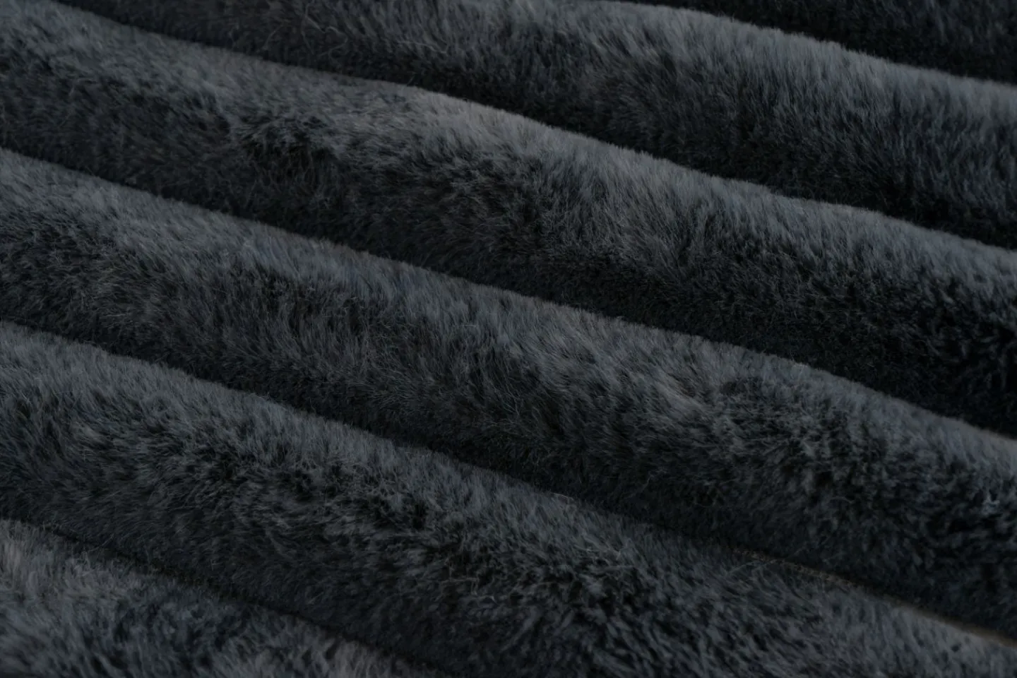 Lalee Wohndecke in Cordoptik PLUSH BLANKET* Decken