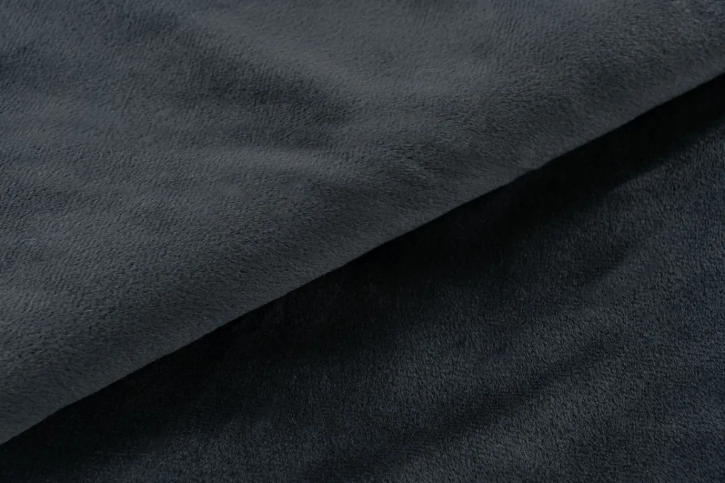 Lalee Wohndecke in Cordoptik PLUSH BLANKET* Decken
