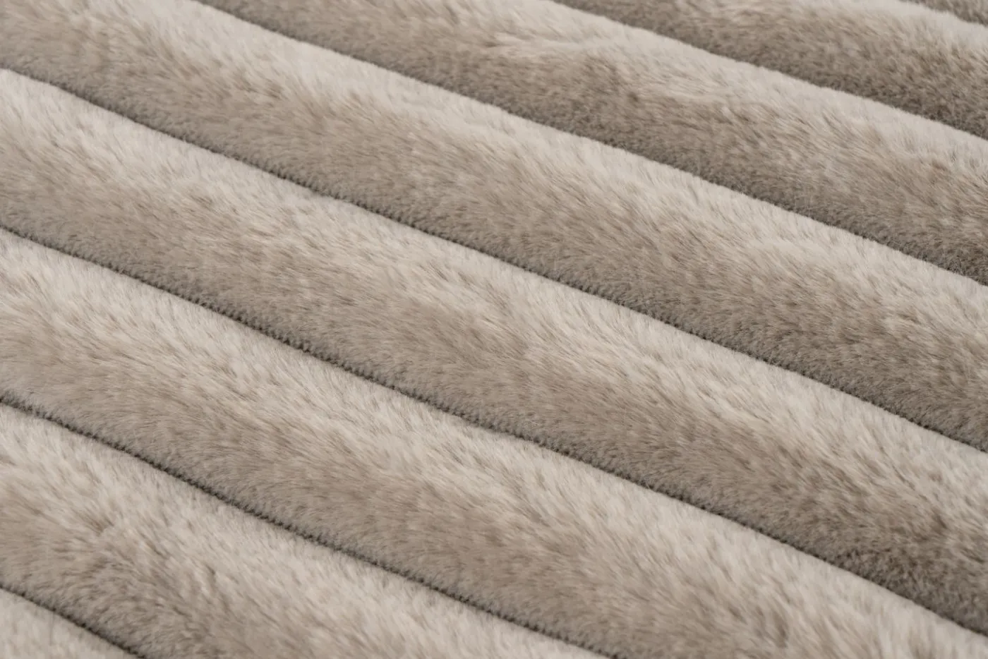 Wohndecke in Cordoptik PLUSH BLANKET
